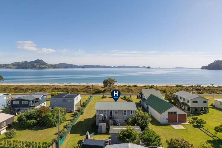 44 Marine Parade Cooks Beach_35