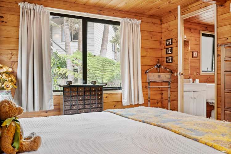 180 Everglade Drive Totara Heights_11