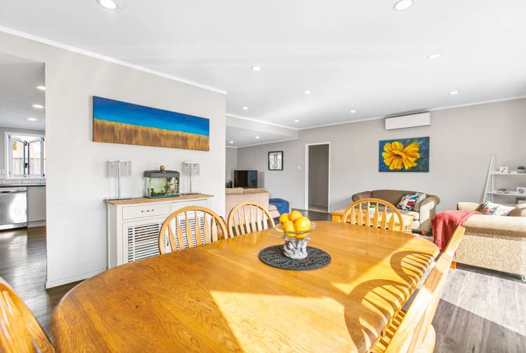 2/8 South Street Papakura_6