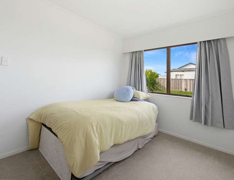 6 Alpha Avenue Coastlands_13
