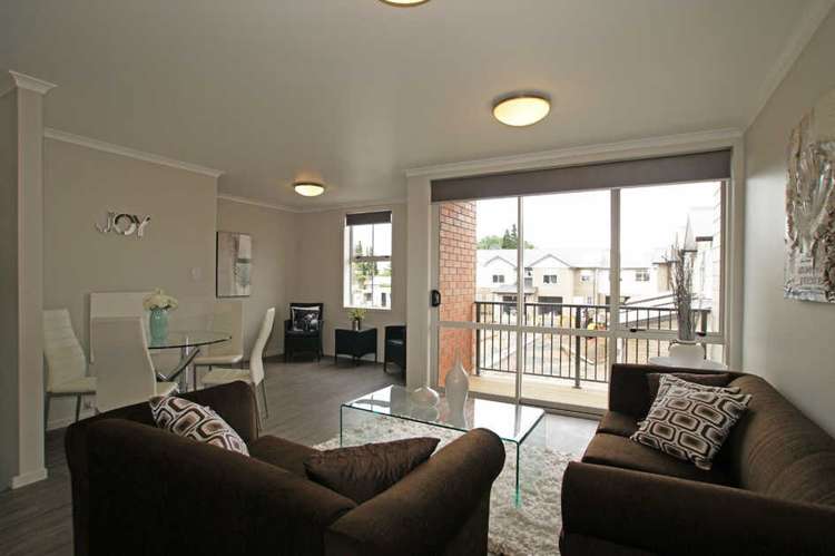 15 Chiefs Court Hamilton East_10