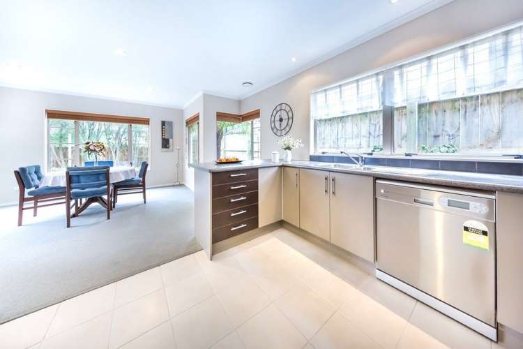 4 Dapple Place Flat Bush_5