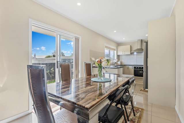 2/30 Calvert Avenue Mangere East_4