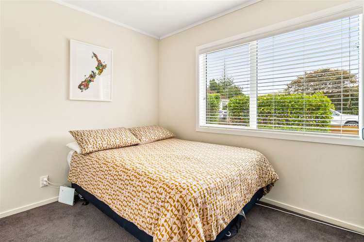 1a Barberry Lane Te Atatu Peninsula_14