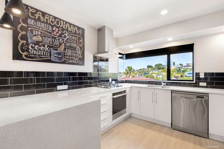 54 Hogarth Rise West Harbour_2