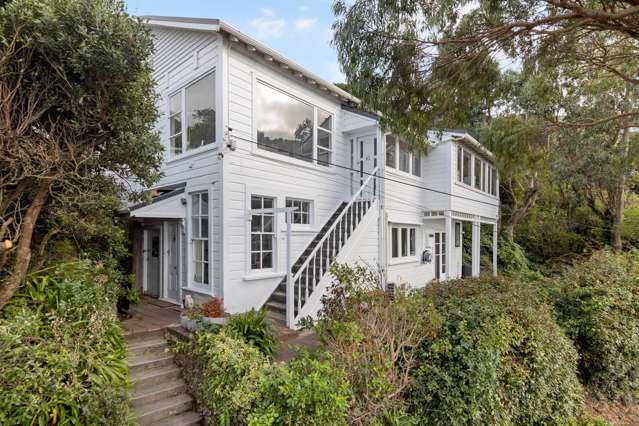 Sunny Home and Income, drive on with views
