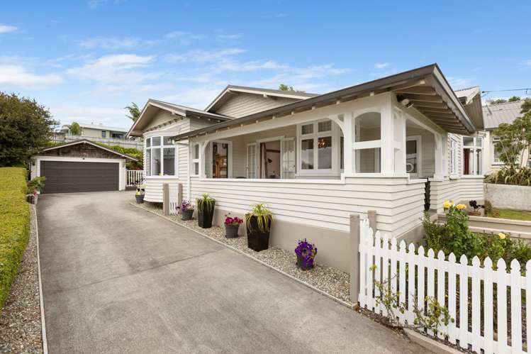 183 Tukapa Street Westown_23