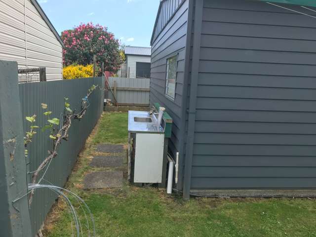 19 West Crescent Te Puru_2