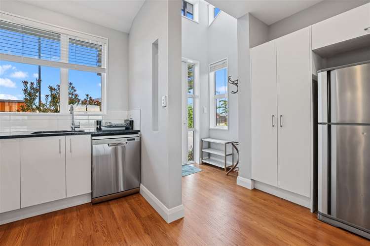 23 Dow Square Wigram_1