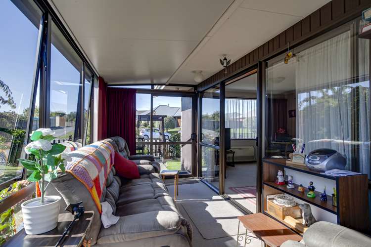 170 Pages Road Marchwiel_7