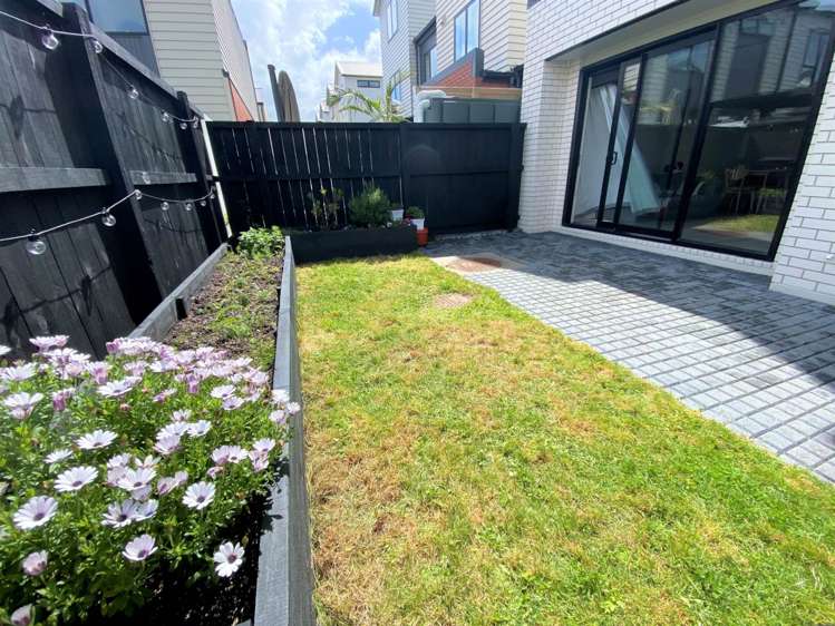6 Peihana Road Hobsonville_10