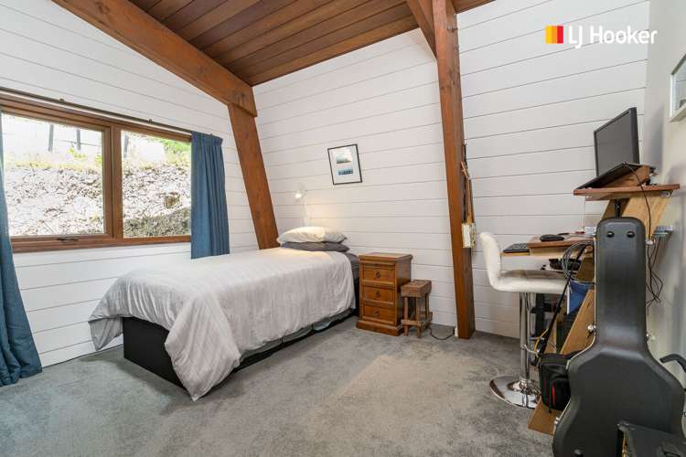 4 Barling Street Macandrew Bay_13