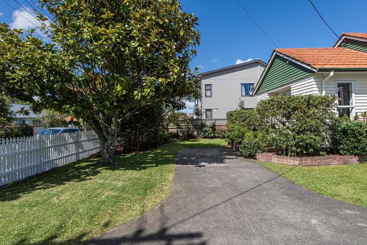 30 Lovatt Crescent Kensington_24