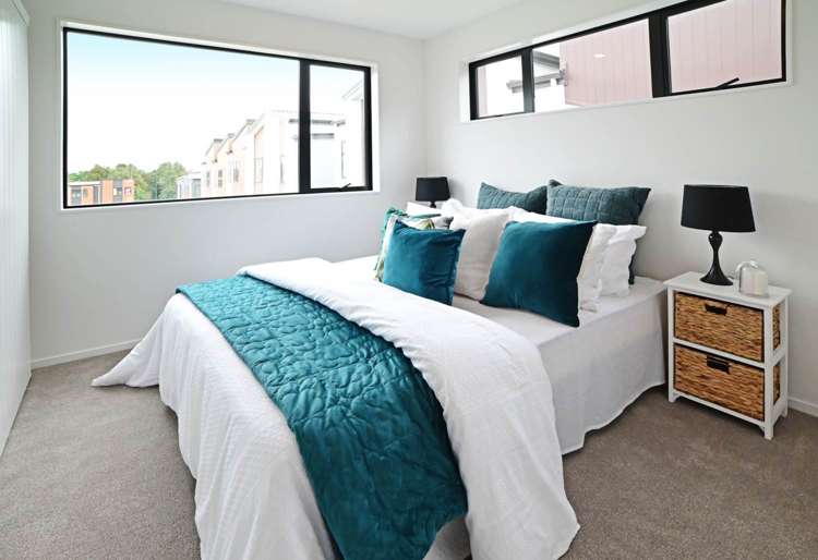 25 Kiato Lane Flat Bush_8