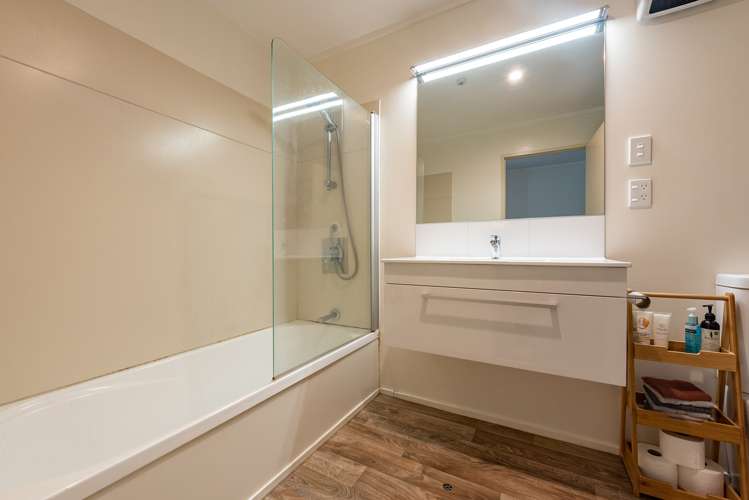 13/6 Brown Street Mount Cook_6