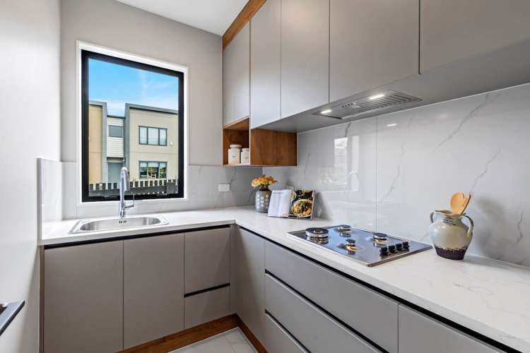 24 Bristol Freighter Road Hobsonville_5