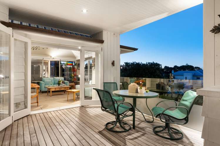 13 Canterbury Place Parnell_4