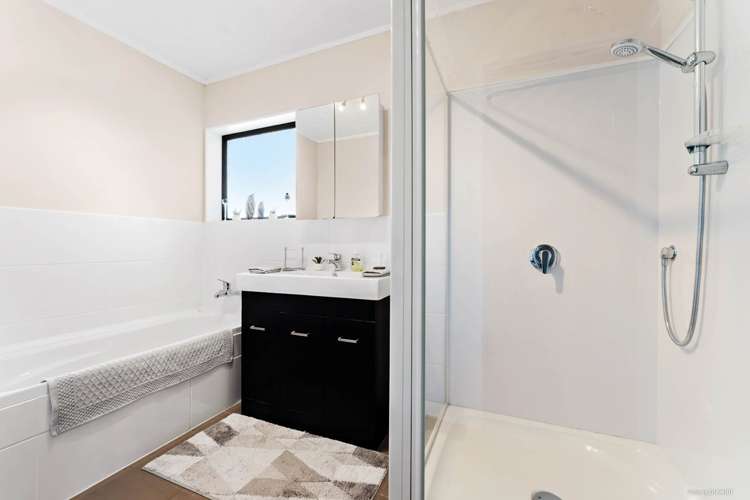 1/3 Annette Avenue Te Atatu South_13