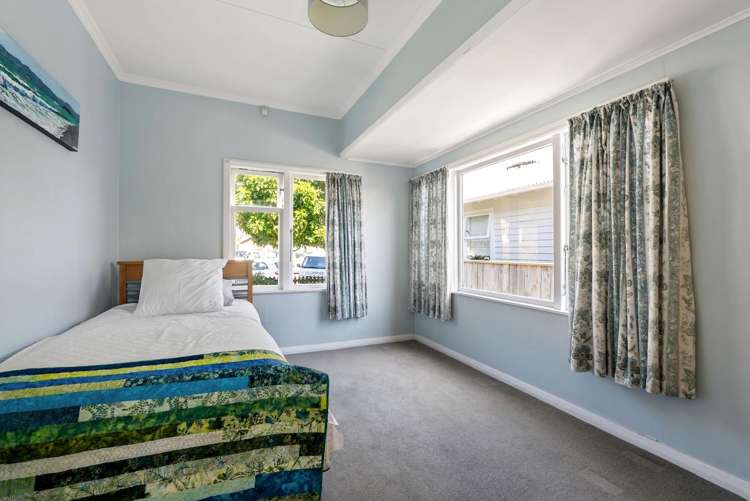10 Ngaio Street Eastbourne_16