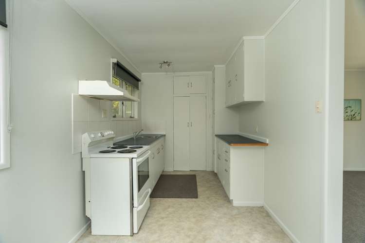 16 Willow Place Horahora_9