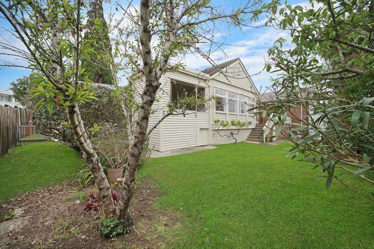 2/11 Ewen Street 10880_17