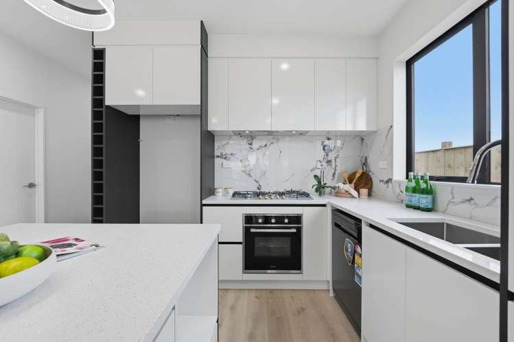 44 Hari Road Karaka_6