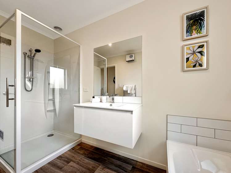 16 Rhoboro Road Twizel_14