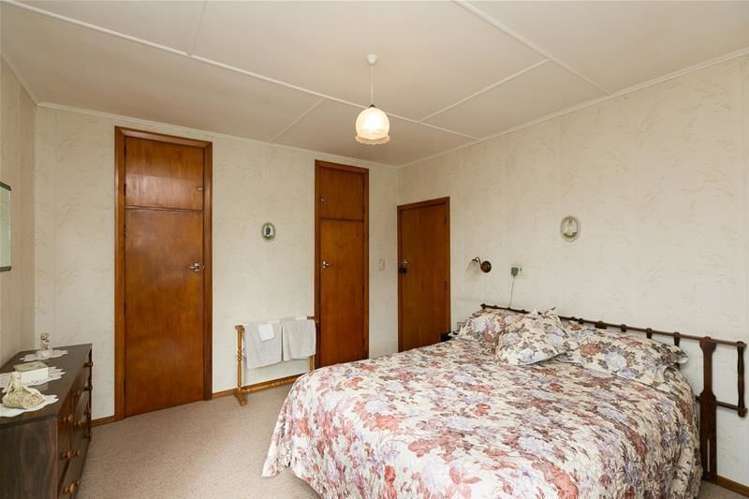 229 Glover Road Hawera_30