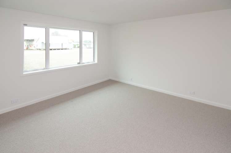 86 Bridge Street, Relocatable House Only Bulls_13