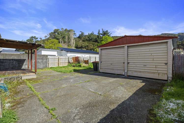 147 Wainuiomata Road Wainuiomata_9