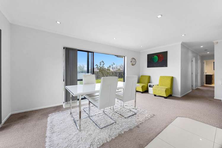 40 Hadley Wood Drive Wattle Downs_26
