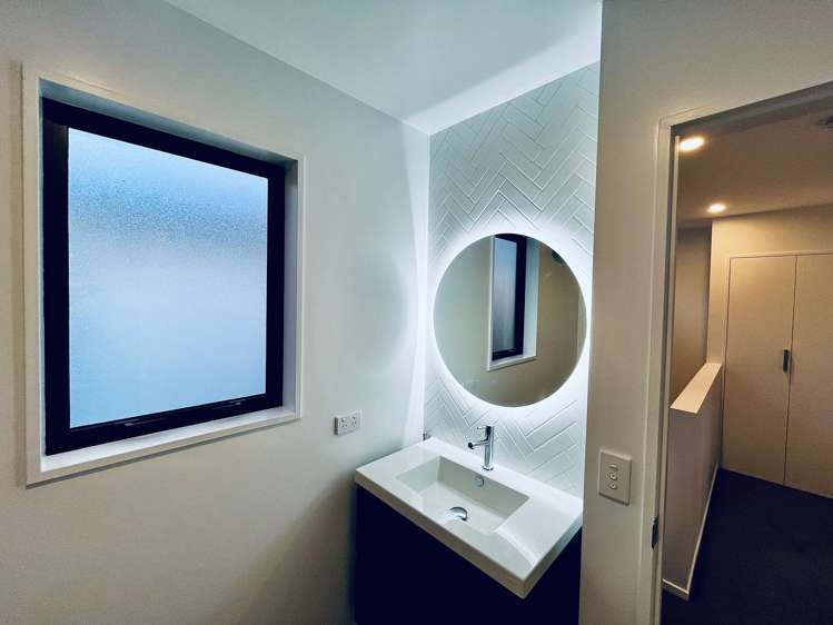 3/27 Winton Street Saint Albans_9