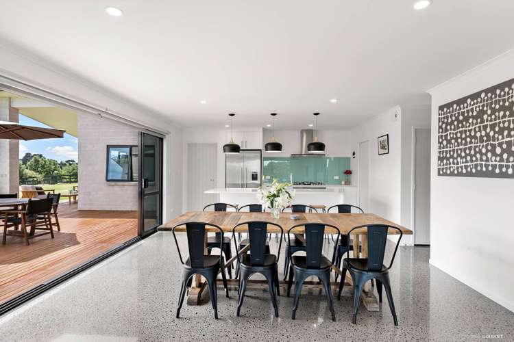 125 Wharf Road Clarks Beach_9