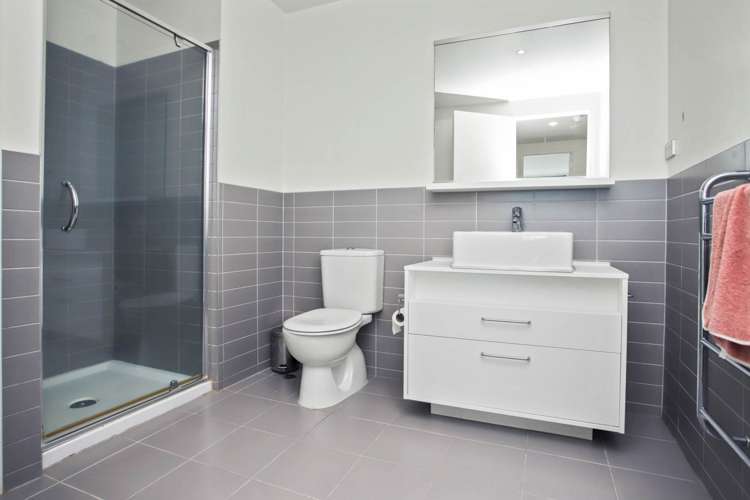 1303/30 Beach Road Auckland Central_8