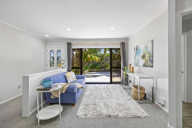 86 Beach Road Mellons Bay_2