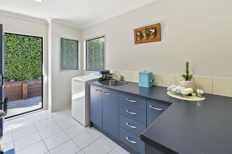 16 Lobelia Rise Goodwood Heights_24