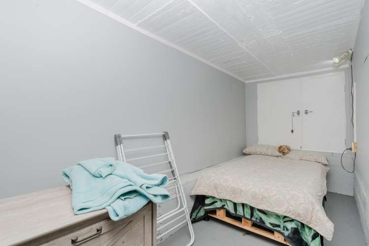 114 Tuhikaramea Road Dinsdale_32
