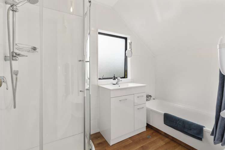 85 Percy Dyett Drive Karori_11