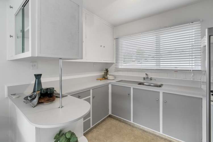 2/4 Elstow Place Spreydon_9