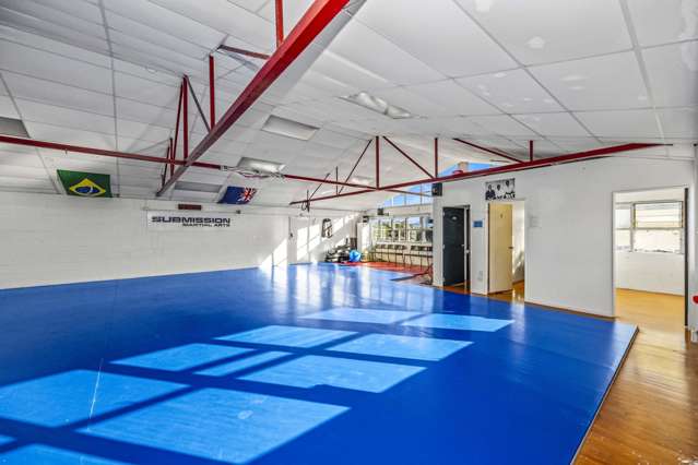 39 Barrys Point Road Takapuna_4