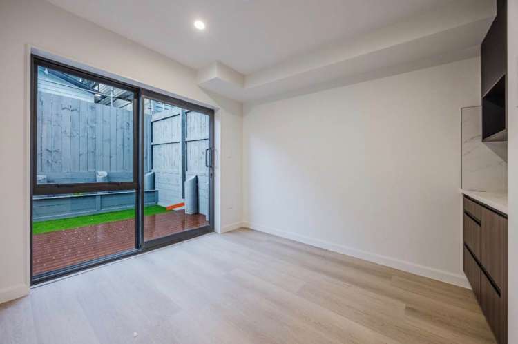 2/17 Peverill Crescent Papatoetoe_2