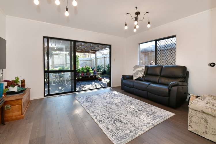 2/19 Sailfish Drive West Harbour_7