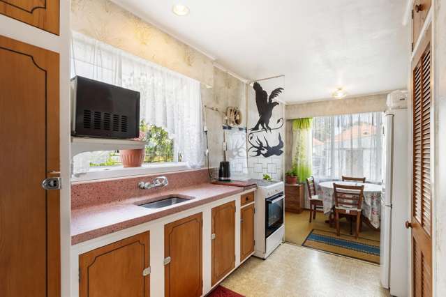 13 Tamatea Avenue Point England_4