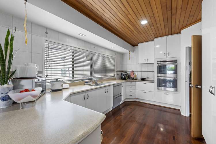 8 Copperfield Terrace Mellons Bay_6