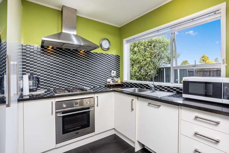 28 Wairau Avenue Avondale_2