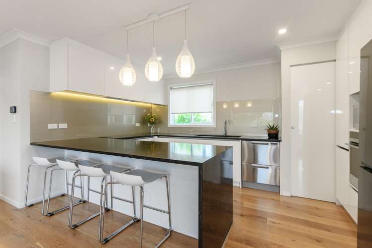 33b Lake Road Northcote_9