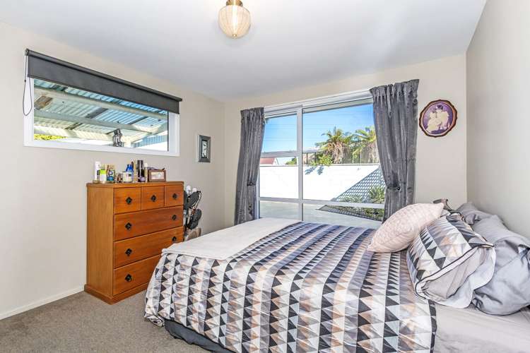 59 Denise Crescent Hornby_5