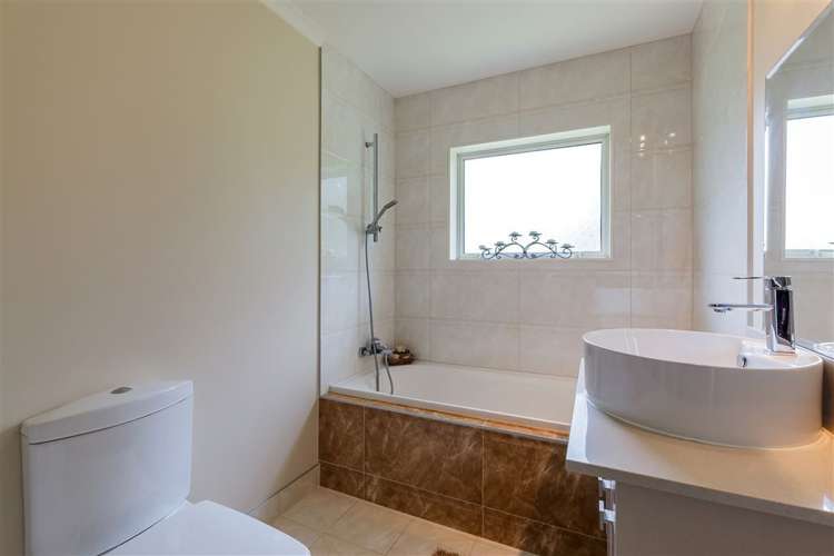 82f Verbena Road Birkdale_11