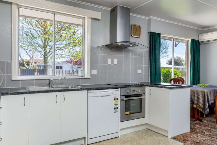 2a Glover Crescent Blenheim Central_14