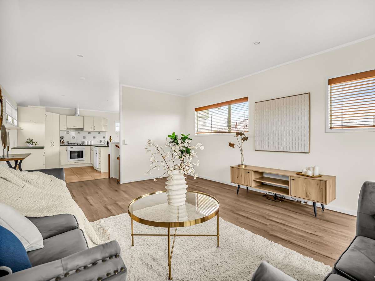 2/267 Glenfield Road_0